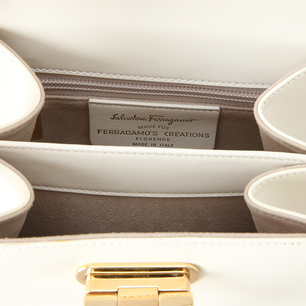FERRAGAMO(USED)페레가모 켈리 스몰 토트백